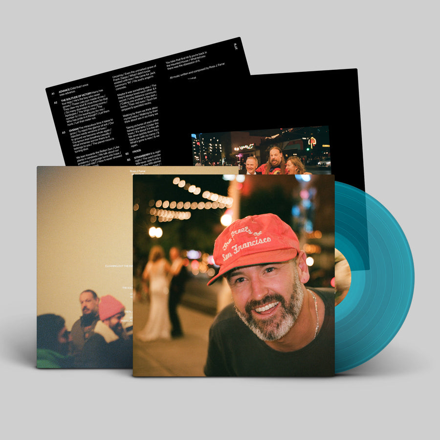 Cleaning Out The Empty Administration Building, image size:900x900